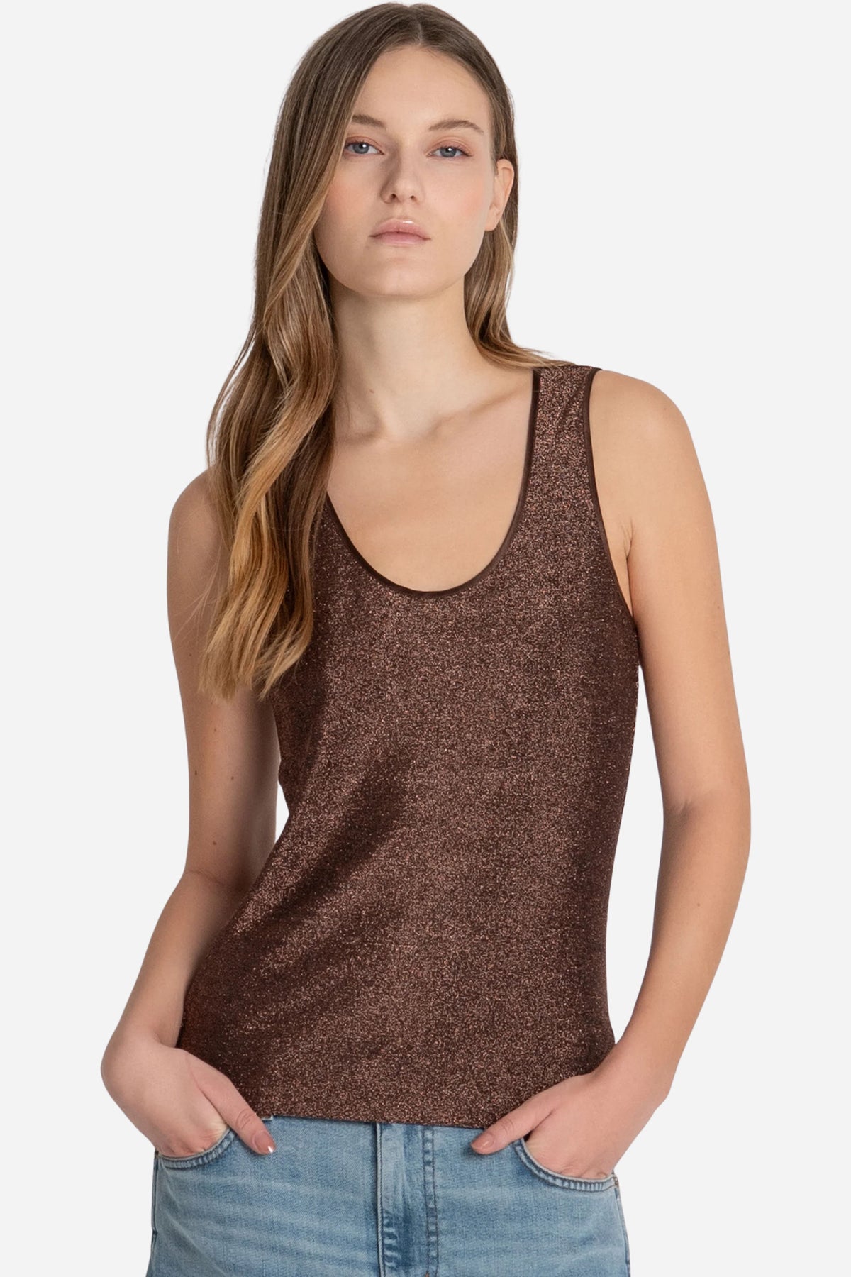 Top slim senza maniche con lurex girocollo