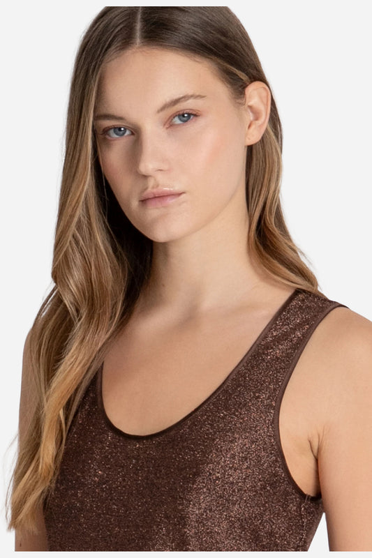 Top slim senza maniche con lurex girocollo